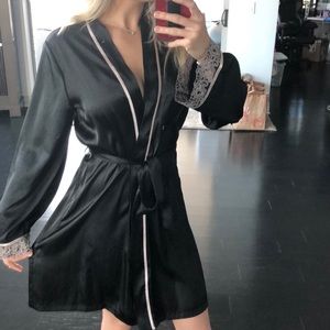 Elegant, silky black Linea Donatella robe/cover-up